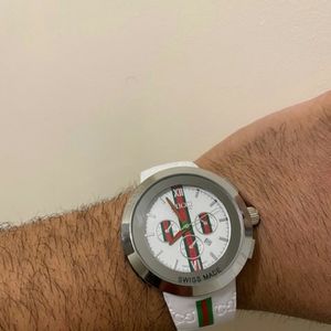 Gucci's watch patcaon white unisex